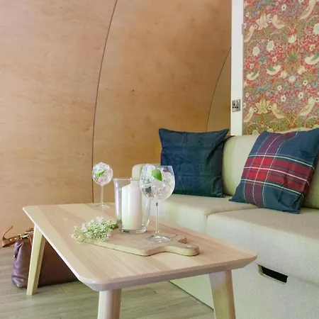 Kinelarty Luxury Glamping Pods Downpatrick Hotel Exterior photo